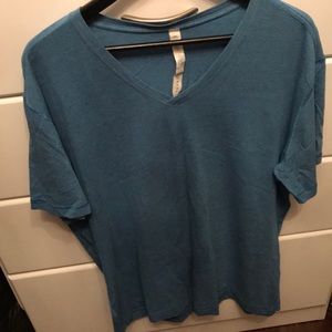Lululemon V-neck Tee